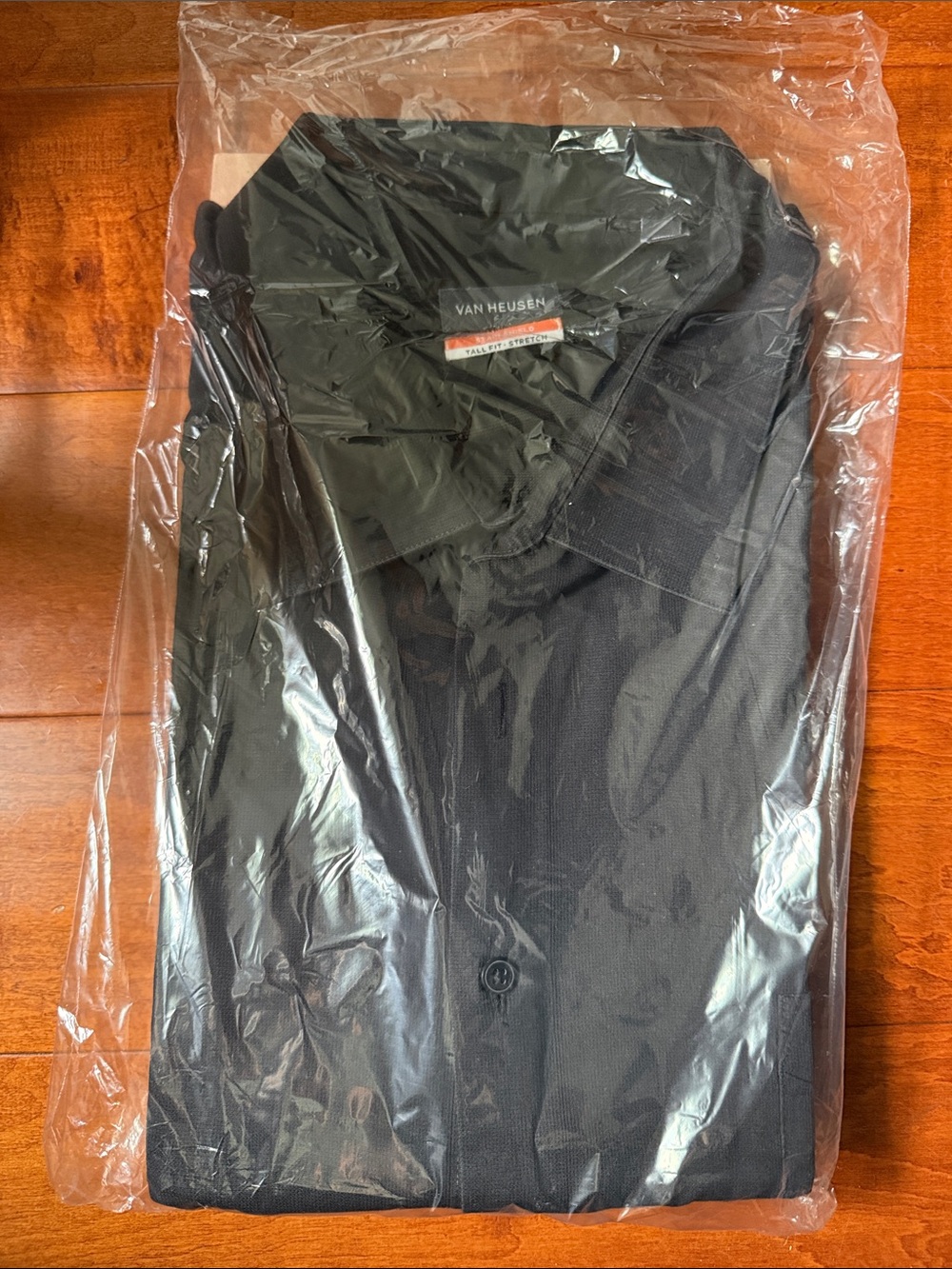 Van Heusen Black Men's Button-Up Shirt